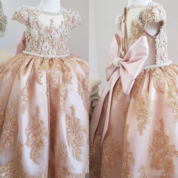 Vintage Lüks İnciler Boncuk Dantel Çiçek Kız Elbise Kısa Kollu Küçük Kız Düğün Konuk Elbiseler Pageant Parti Abiye Çocuklar Balo Elbise