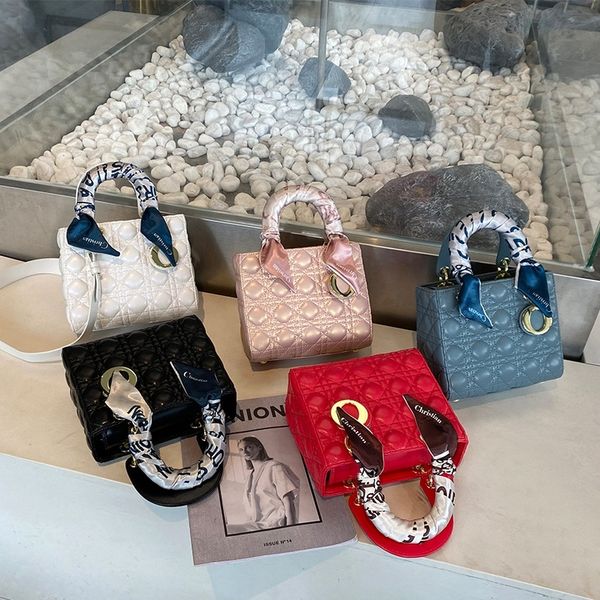 

fashion bag female new handbags high sense princess of wales bags fall winter versatile one shoulder messenger luxury handbag