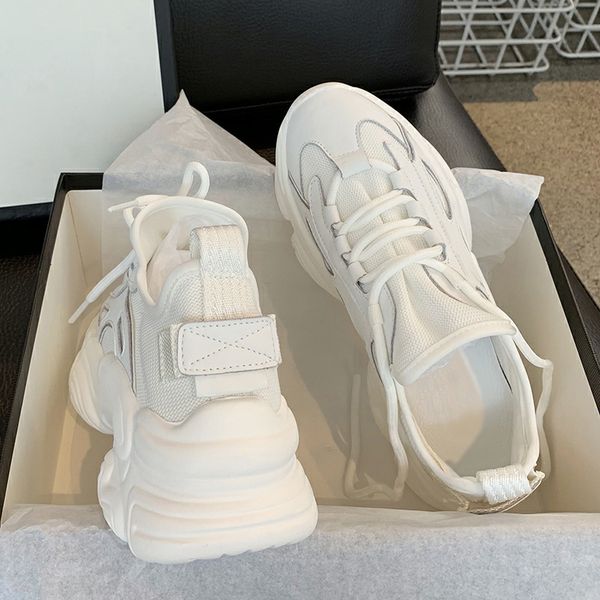 

new small white shoes in autumn 2020, Black