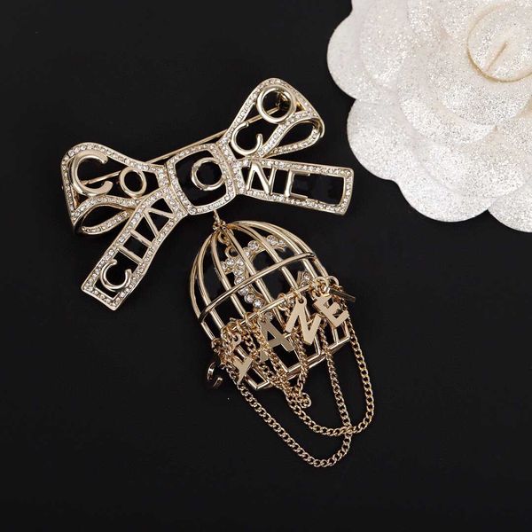 

2022 charm knot shape with sparkly diamond and bird cage design for women wedding jewelry gift have box stamp ps7449, Golden