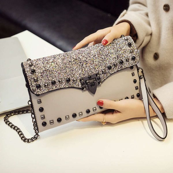 

luxurys designers 2021 new women's sequin personality fashion versatile temperament banquet hand bag