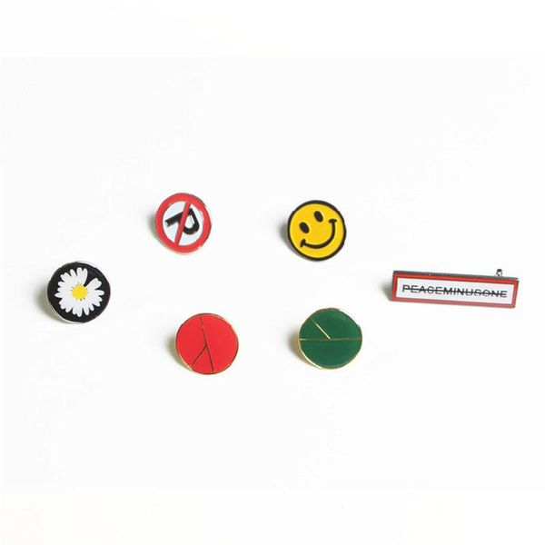 

kpop g-dragon daisy brooches pins peaceminusone bag badges fans collection jh379, Gray