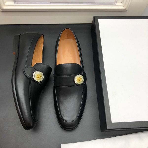 

party shoes for men coiffeur wedding shoes men elegant italian brand patent leather dress shoes men formal sepatu slip on pria, Black