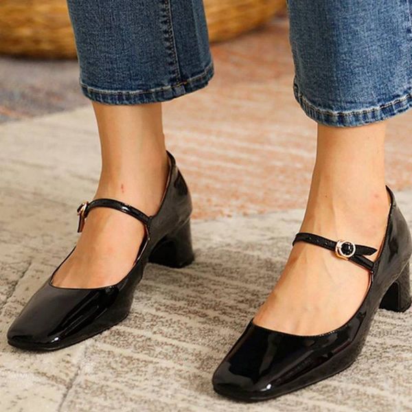 

2021 new women buckle strap solid low sandals round toe hollow square plus size heels ladies wedding woman shoes ak21, Black