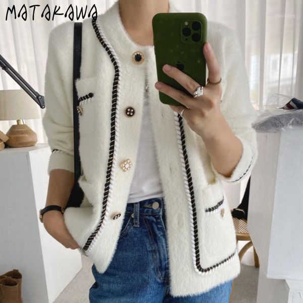 

matakawa autumn and winter retro round neck waterproof mink woman jackets single-breasted loose thick velvet short coat female1, Black;brown