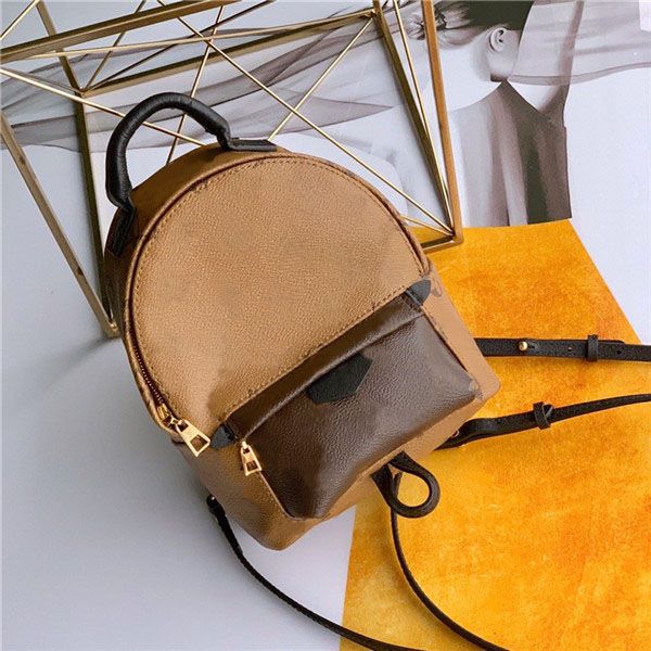 

latest fashion luxurys designers bags, men and women shoulder bag, handbags, backpacks, crossbody , waist pack.wallet.fanny packs 0l224
