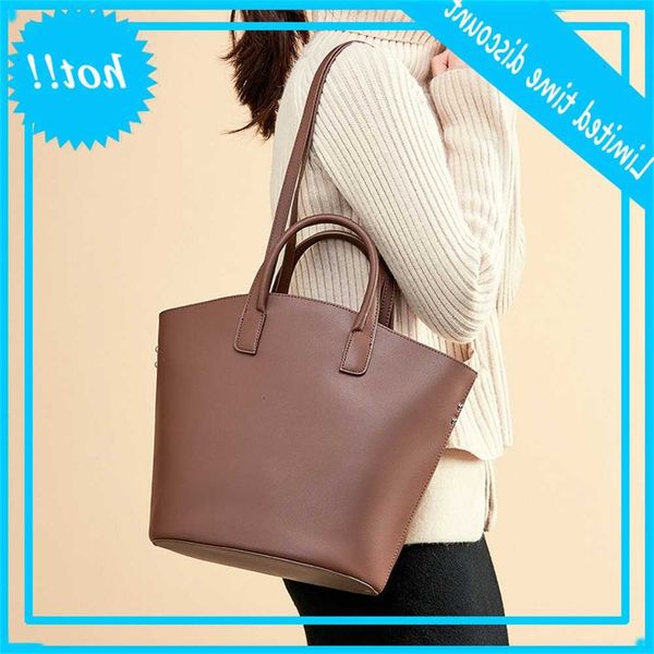 

autumn and winter 2021 new messenger large capacity single shoulder bucket cowhide women's bag handbag