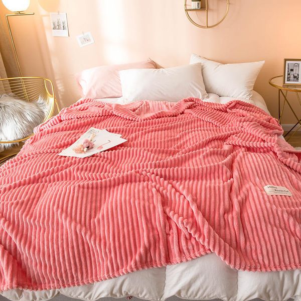 Yataklar için Karpuz Kırmızı Renk Battaniyeler Tek Kraliçe Flanel Mercan Polar Battaniye Yatakta Yumuşak Sıcak Kalınlık Yatak Örtüsü 201.113