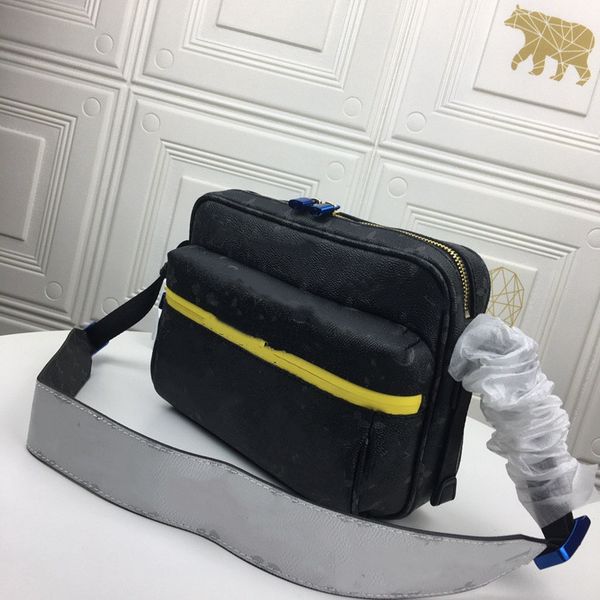 

2021 new classic bag outdoor men's messenger designer shoulder bag leather patchwork fashion handbag purse messenger handbag