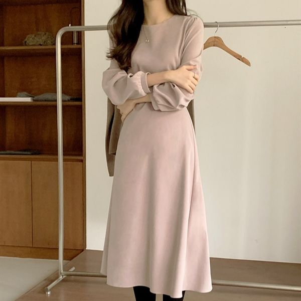 

2021 new elegant women's dress solid neck puff sleeves worn empire thin the middle-line long office lady dressed in autumn 8xt5, Black;gray