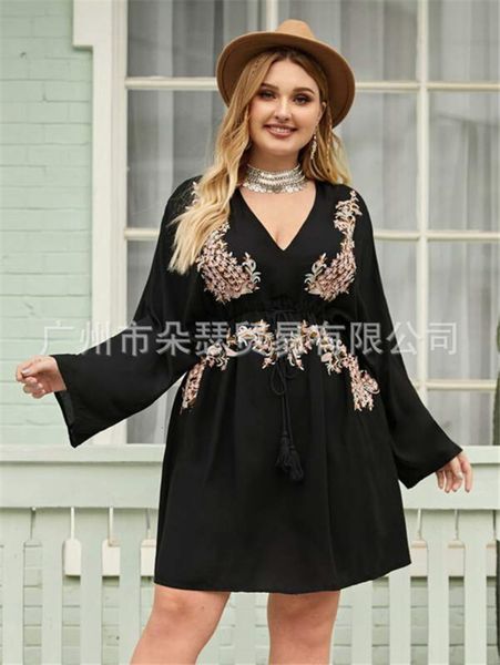 

shows 2020 new women's embroidered waist thin medium skirt large v-neck long sleeve dress summer, Black;gray