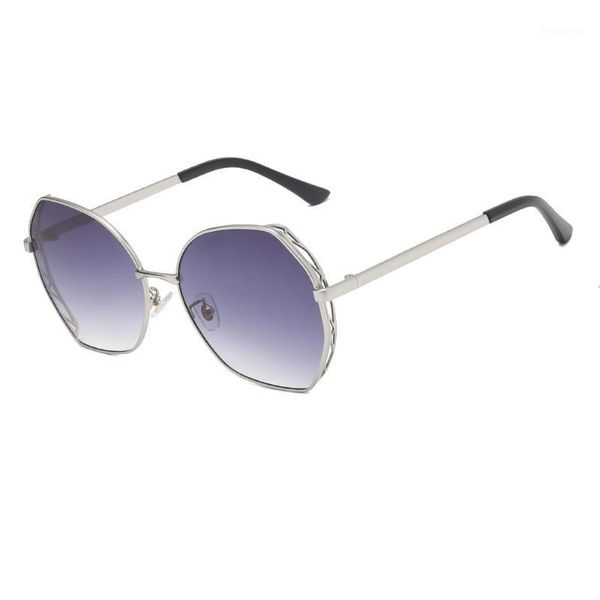 

new spot wholesale metal irregular polygon fashion women's sunglasses sunglasses1, White;black