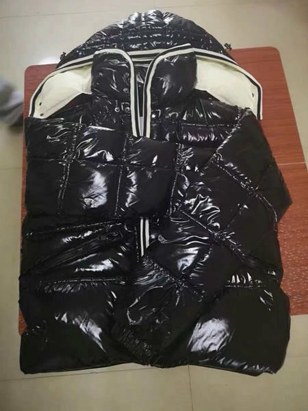 

forever classic fashion hooded detachable hat men's winter down jacket long sleeve keep warm shiny fabric black and blue m4 q1209