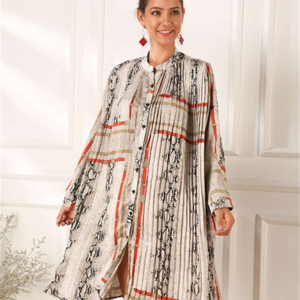 

printed totem shirt with lapel and waistband, Black;gray