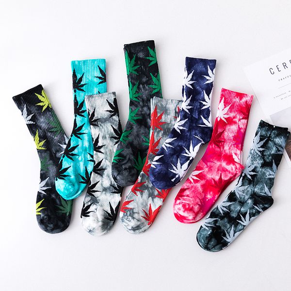 

men women christmas plantlife maple leaf novelty colorful tie-dyeing skateboard cotton harajuku hiphop socks sox ethnic couple long sock 13, Black