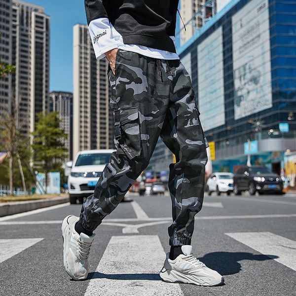 

2021 new hip hop streetwear sport spring harem rock load male cargo fashionable runners skate pants 1t2o, Black