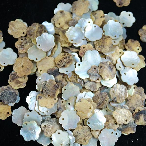 

10pcs lot flowers shells nautical seashell pendants diy jewelry sea shells hanging ornament party beach wedding decorations h jlleee