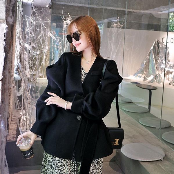 

2021 autumn and winter loose lazy wind pure color handmade double-sided ni gentle temperament thickened warm women's wool coat1, Black