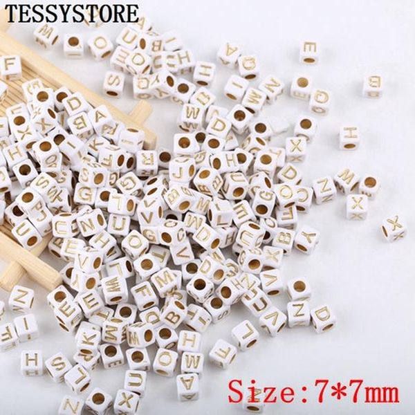 

80 шт. акриловые алфавитные квадратные круглые бусины прозрачные сплошные цветные акриловые бусины для ювелирных изделий изготовления брасле