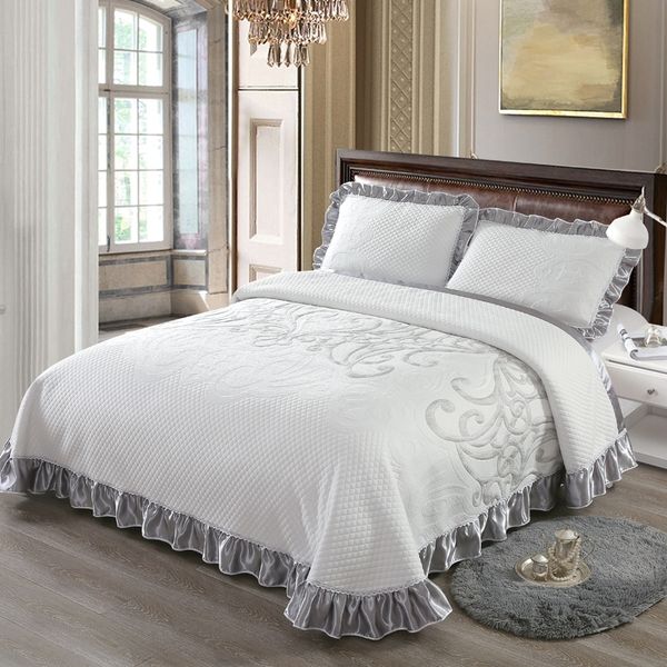 Copriletto grigio argento Copriletto Queen King size Set biancheria da letto Set letto di lusso Coprimaterasso colchas para cama couverture de lit T200706