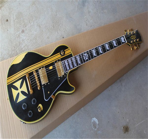 

2021 custom shop metallica james hetfield iron cross aged model mahogany matt black electric guitar golden hardware