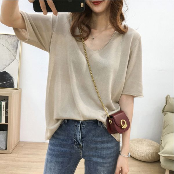 

2021 new simple female summer solid colour great in v sleeve t-shirt legal drawing ice silk knitted or crocheted short sleeves 9lpp, White
