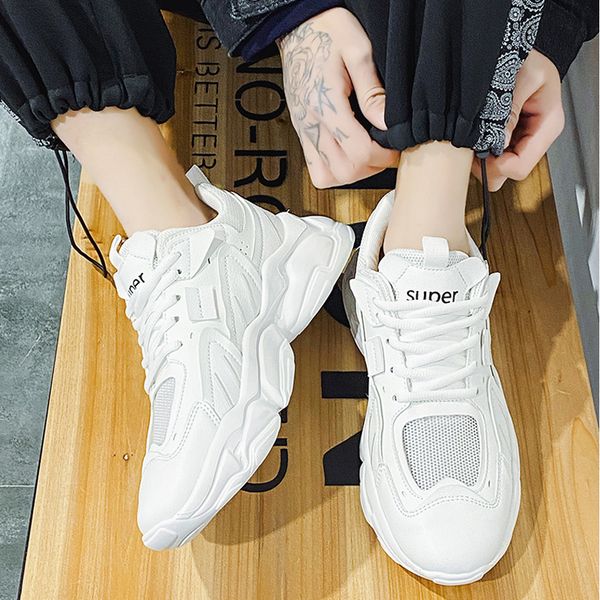 

walking shoes for men running shoes tripe black white green blue three colors mens trainers zapatos trend fashion chaussures 40-45