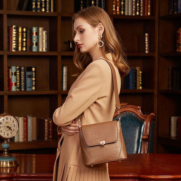 

fashion leather crocodile lady bucket bag solid women's shoulder messenger bag luxury designer handbag sac a main