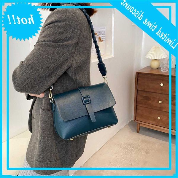 

2020 new trend versatile korean single shoulder slanting fashion women's bag