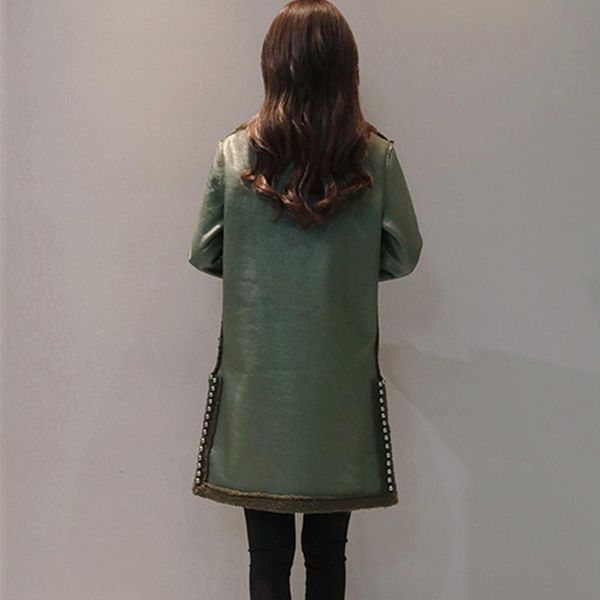 

spring new fashion long sleeves high-quality female single breasted v-neck jackets women jacket fake fur loose coat c 509, Black