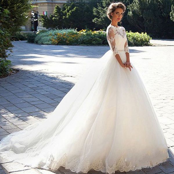 

2022 vintage tulle a line wedding dress half sleeve appliques lace beaded pearls sash long train ivory garden dresses outdoor bridal gowns c, White
