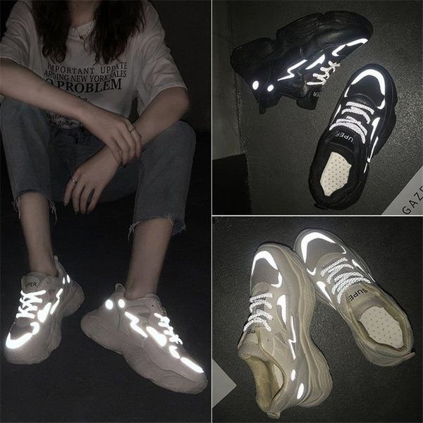 

fashion women luxury reflective sneakers ulzzang dad shoes winter warm thick plush mesh lace-up black white tennis basket shoes 201202