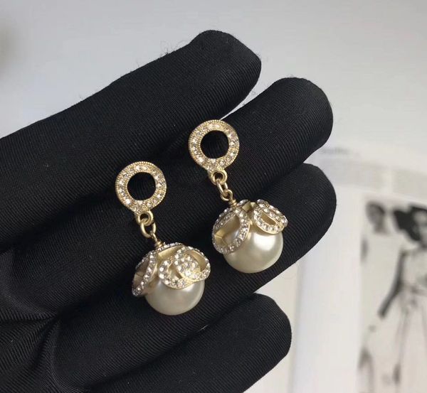 

fashion flowers pearl stud earrings for lady women party wedding lovers gift engagement jewelry for bride with box, Golden;silver