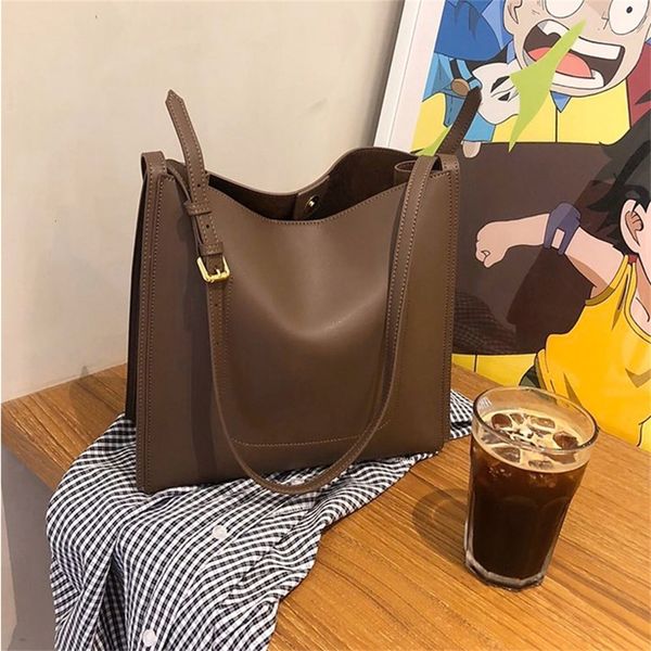 

vintage women shoulder bags designer simply handbags luxury soft pu leather messenger bag large capacity buckets bag big totes