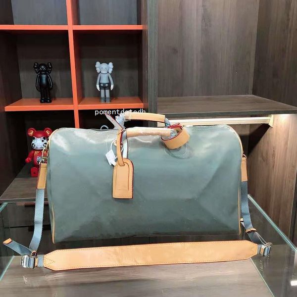 

bag bag, and airport laser travel handbag designed by designer are made of materials. size: 50 * 28 * 19cm 9yii5 qynf