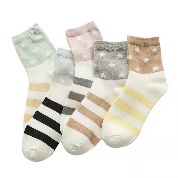 

2020 женские носки женские носки средней трубки симпатичные полосатые женские носки хлопчатобумажные осенние trend 004, Black;white