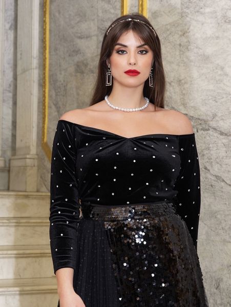 

plus off shoulder pearl beaded velvet o2s0#, Black