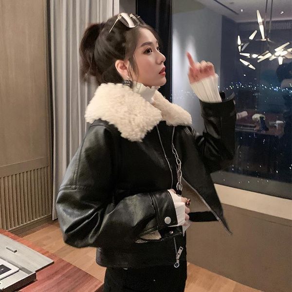 

bottle style autumn winter plush fur coat black locomotive coat women's short 2021 lambs fur collar thickened jacket fashion