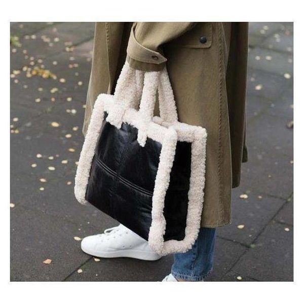 

bag 2021 autumn and winter new fashion design niche design imitation lamb wool stitching woolen cloth tote bag
