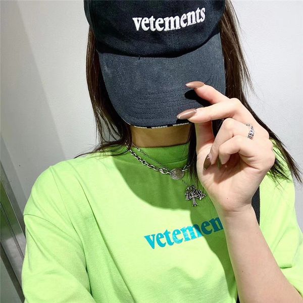

2021 new hip hop casual short sleeve tee couple lovers summer loose cotton embroidery vetements t shirt 3476, White;black