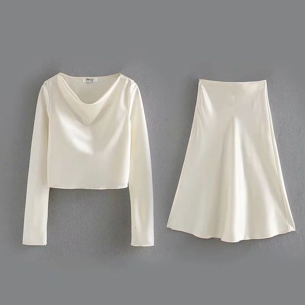 

2021 new spring round collar high waist simple temperament short t-shirt skirt casual suit satin 9p3w, Gray