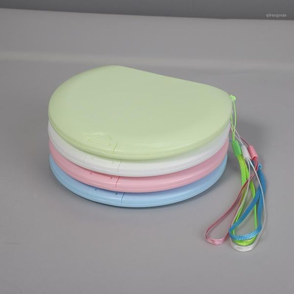 

face mask storage box portable mask packaging box dustproof disposable storage case plastic folder 2021 new1