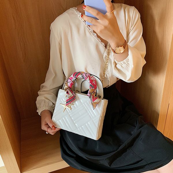 

bag women's bag new 2019 net red same princess's fashion foreign style portable small square texture messenger