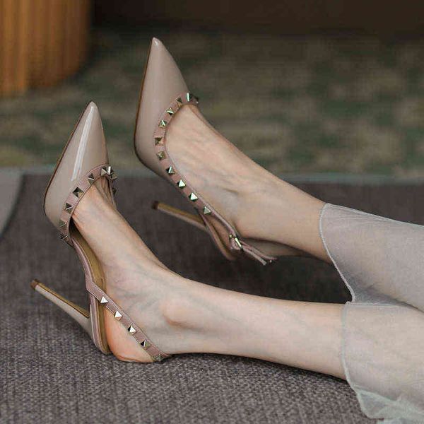 

women's shoes spring and summer rivet one line buckle high heels pointed thin heel baotou liuding single sandal, Black