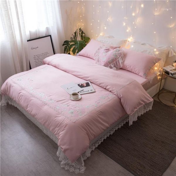 

jpcs luxury egypt cotton romantic girl bedding set embroidery lace duvet cover set bed sheet pillowcases  king size1