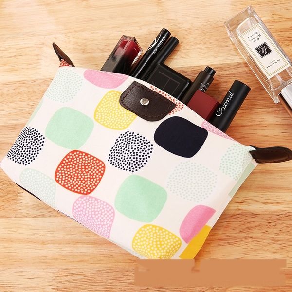 

ydon 12pcs 2017 new min shaped women fresh keychain purses coin short round wallets with tassel, Silver