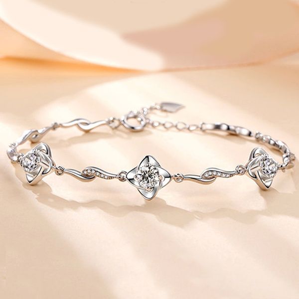 

four-leaf clover moissanite bangle bracelet 3 stone 0.5ct total is 1.5ct silver 925 original certificated wedding jewelry women, Black