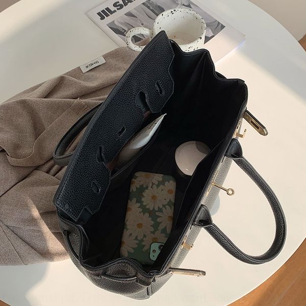 

ruzg shoulder bag fashion outdoor bag messenger bag pu leather color contrast simple ladies travel lightgreen, Blue;pink