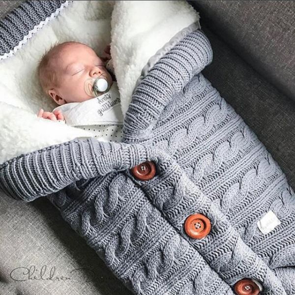 Warme Babydecke gestrickt Neugeborenen Swaddle Wrap weiche Säuglingsschlafsack Fußsack Baumwolle Umschlag für Kinderwagen Zubehör Decke LJ201014