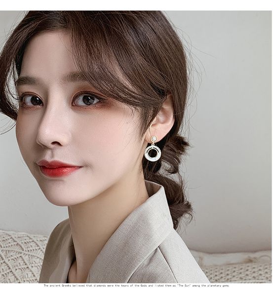 

new round shell earrings and studs 200923, Golden;silver